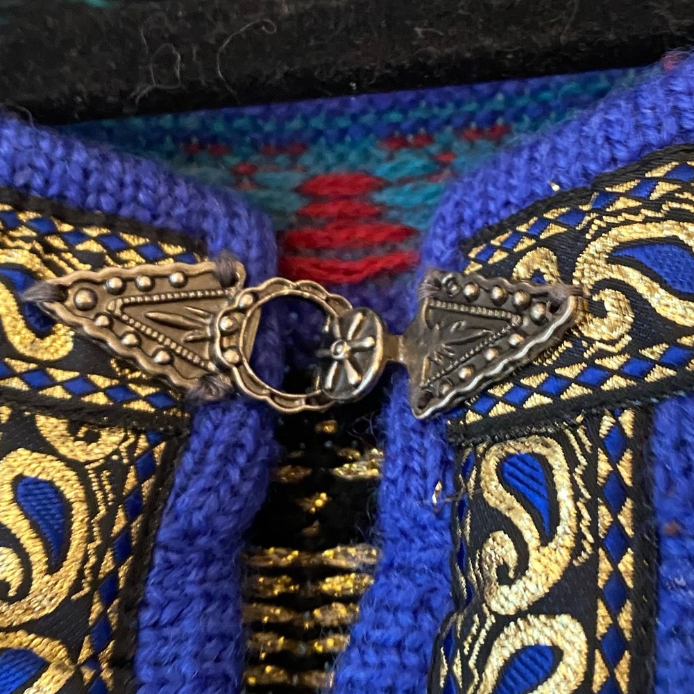 Vrikke vintage royal blue sweater vest 100% wool m Norwegian fair isle pattern